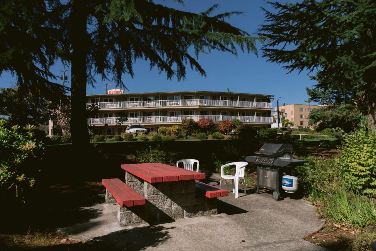 Riverfront Inn Roseburg Exterior photo
